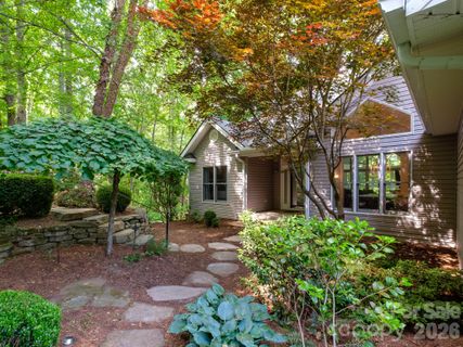 30 Cherokee Trail