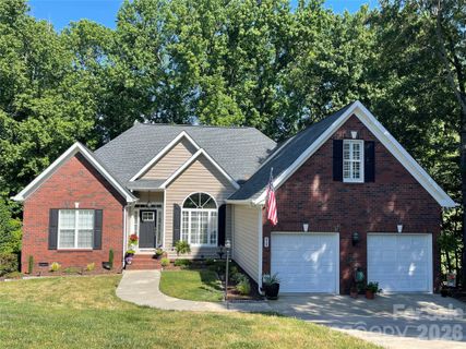829 Savannah Place Drive