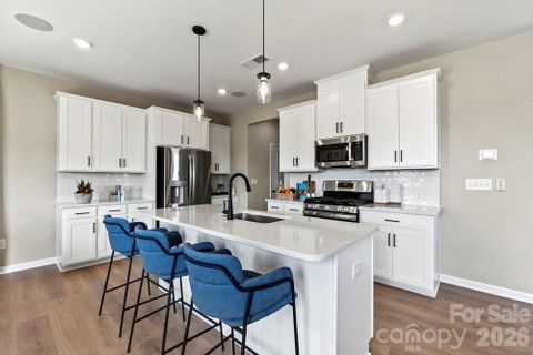 17118 Walker Wylie Drive