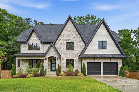 4547 Emory Lane pending home in Churchill Downs, Charlotte, NC
