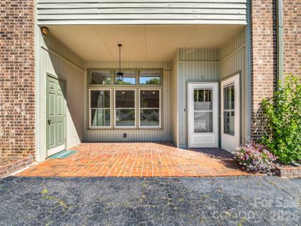 44 Jervey Road