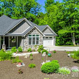278 Hunters Trace