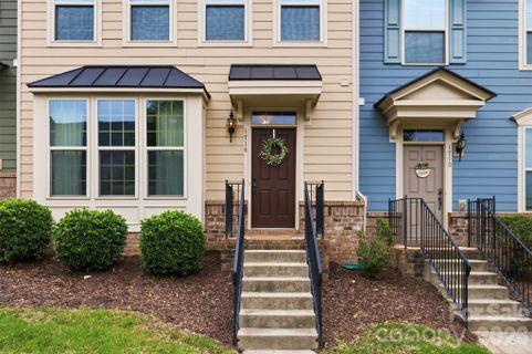 1714 Evergreen Drive active home in Bryant Park, Charlotte, NC