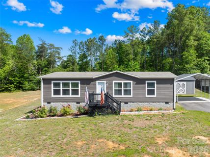 171 Brook Creek Drive active home in Rocky Creek Cove, Troutman, NC