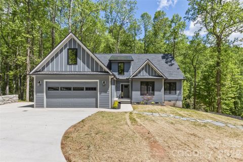 61 Bamboo Trail