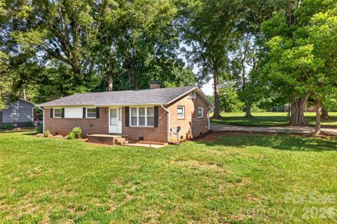 1771 24th Avenue Court sold home in Pinebrook Park, Hickory, NC