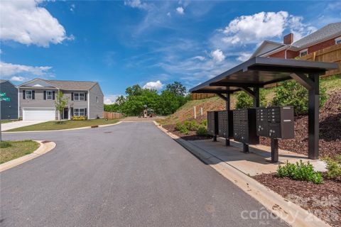 8 Madelyn Drive sold home in Patton Cove, Clyde, NC