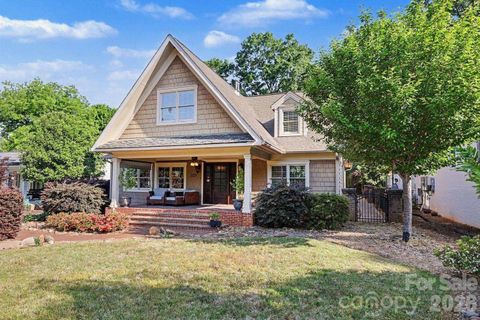 2215 Hassell Place