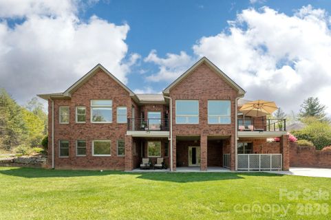 Homes in Laurel Oaks, Hendersonville