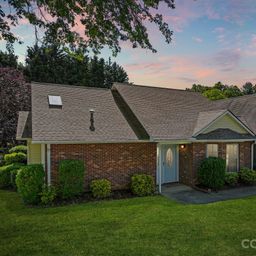 2 Gatehouse Court