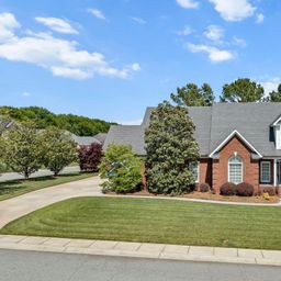 726 Tom Morris Lane