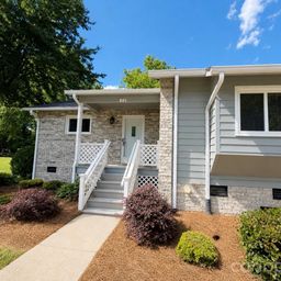 201 Wellington Hills Circle