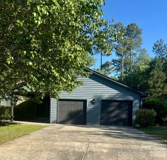 11209 Snapfinger Drive sold home in Provincetowne, Charlotte, NC