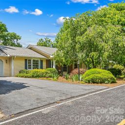 120 Eagle Rock Trail