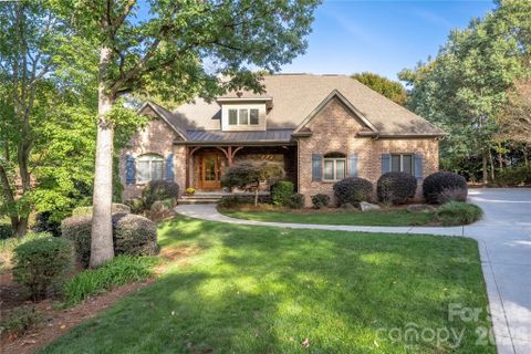 3946 Lake Spring Cove Court pending home in Sailview, Denver, NC