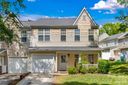 330 Bridal Veil Drive sold home in Charlotte, SC