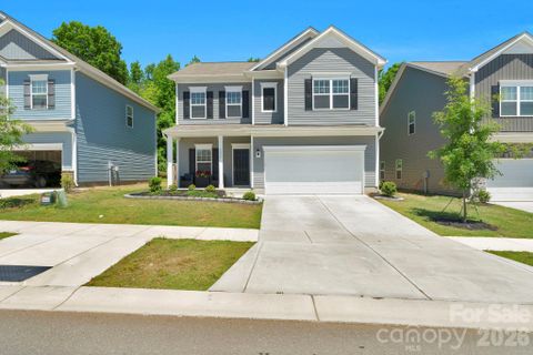 6028 Gala Lane active home in Orchard Creek, Charlotte, NC