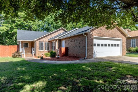 1843 Charter Drive sold home in Ravencroft, Rock Hill, SC