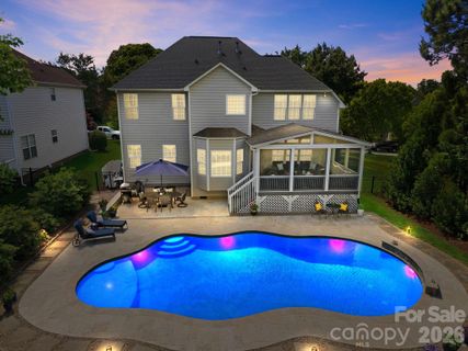15432 Saxon Trace Court active home in Northstone, Huntersville, NC