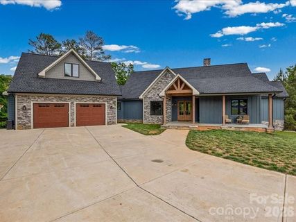 521 Rosebush Lane sold home in Autumn Cove At Lake Wylie, Clover, SC