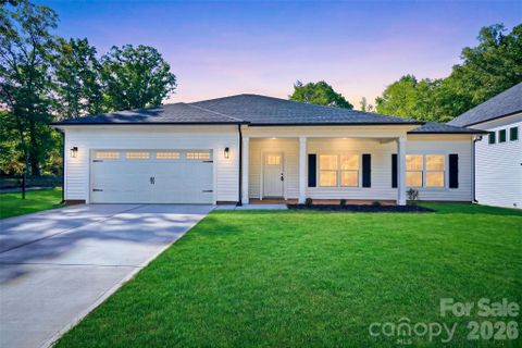 Homes in Fairview, Gastonia