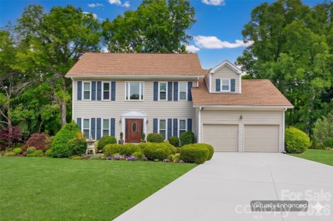 14002 Harlequin Drive pending home in Feather Trace, Charlotte, NC