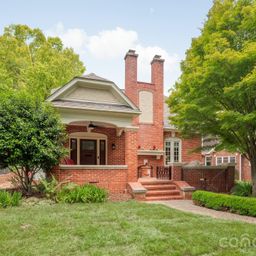 2601 E 5th Street