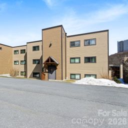 104 Sugar Ski Drive