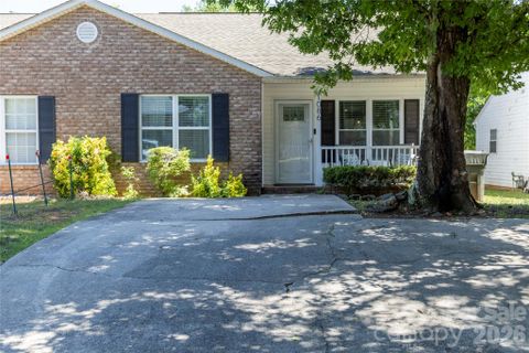 1086 Cherry Meadow Lane active home in Cherry Meadows, Rock Hill, SC