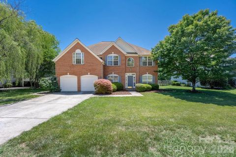 9512 Autumn Applause Drive