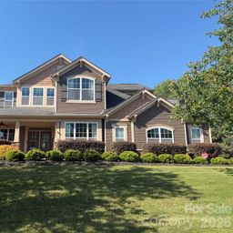 3516 E Sandy Trail