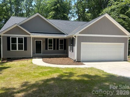530 Oakwood Circle