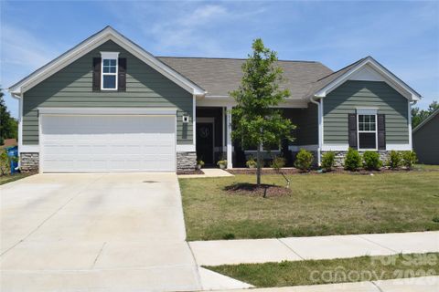 A home in Pine Bluff, Midland