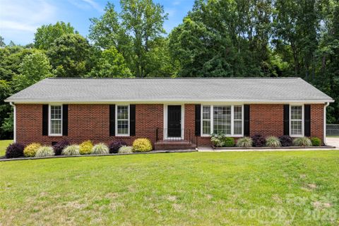 22 Forest Hill Road
