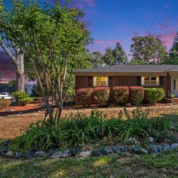 738 Edgemoor Drive