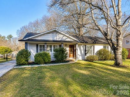 5012 Auburndale Road active home in Windsor Park, Charlotte, NC