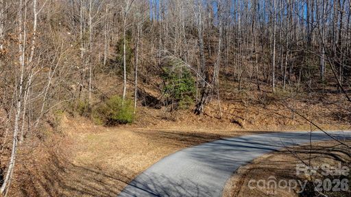 0 Round Rock Road active home in The Coves Mountain River Club, Lenoir, NC