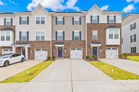 2620 Grantham Place Drive active home in Grantham Place, Fort Mill, SC