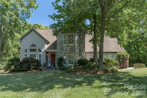 21121 Blakely Shores Drive active home in Waterford Point, Cornelius, NC