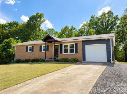 3500 Alta Vista Way pending home in Ridgewood, Morganton, NC