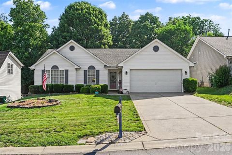 12323 Poplar Forest Drive pending home in Withers Grove, Charlotte, NC