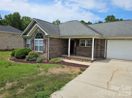 2823 Gourdvine Drive