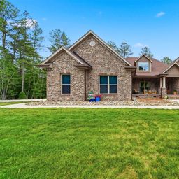111 Lakefront Drive