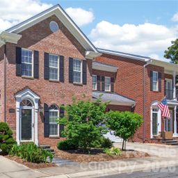 9024 Bonnie Briar Circle