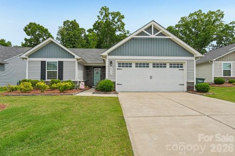 4511 Hunton Dale Road active home in Hunton Forest, Concord, NC