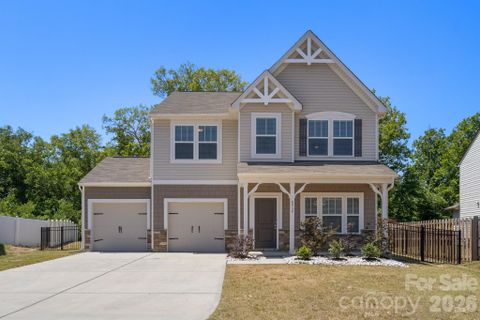 8939 Rockrose Way pending home in Upper Riverpointe, Charlotte, NC