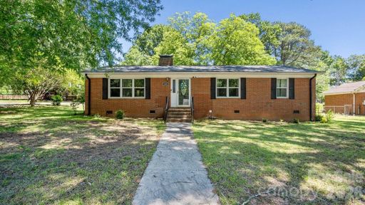 1201 Memory Lane active home in Rolling Hills, Monroe, NC