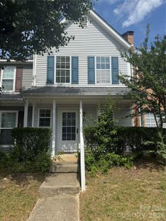 8275 Golf Ridge Drive sold home in Crestview II, Charlotte, NC