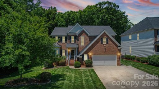 10731 Persimmon Creek Drive pending home in Olde Sycamore, Mint Hill, NC