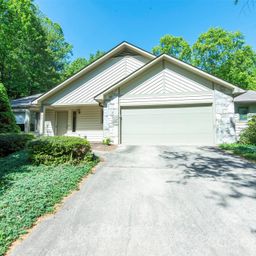 29 Hillcreek Drive